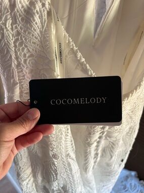 COCOMELODY White Lace Wedding Dress